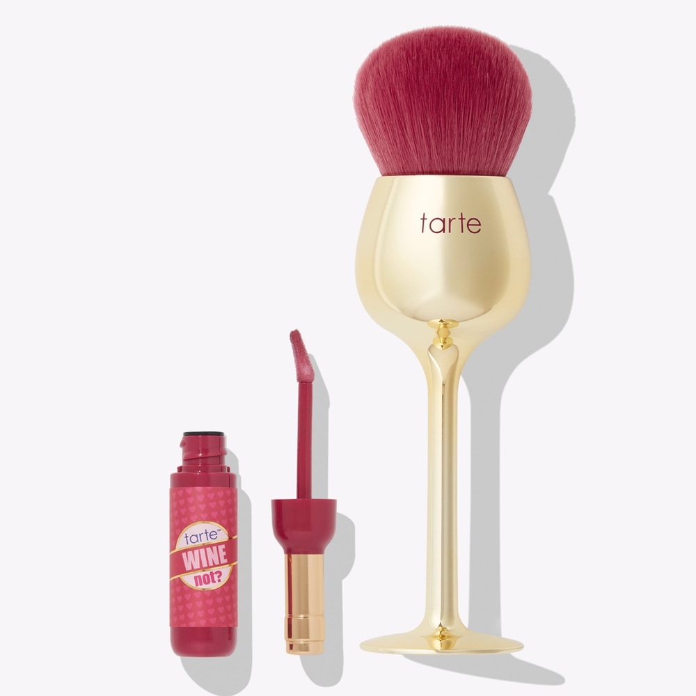 🎉🎊HOST PICK🎊🎉NWT Wine Not brush & Gloss set